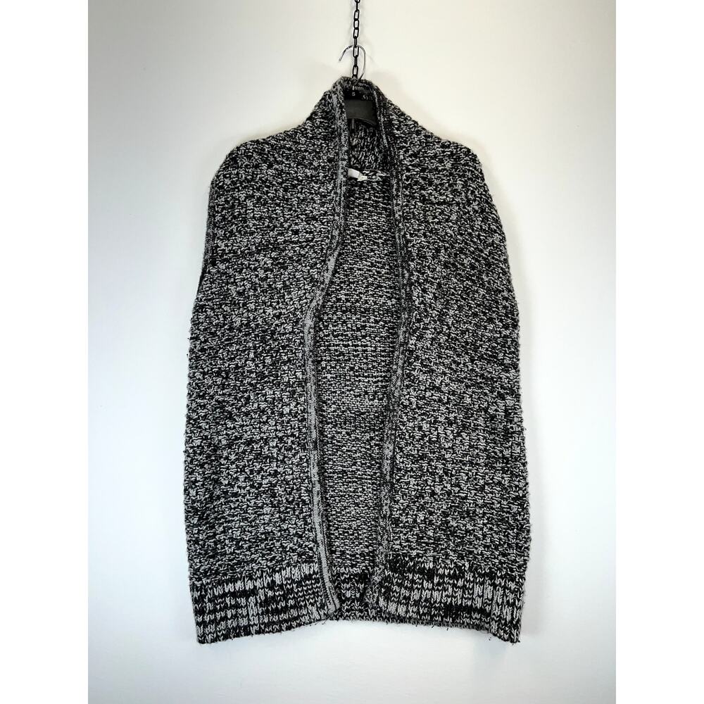 Gap Sweater Women’s Medium Gray Sleeveless Polyester Blend